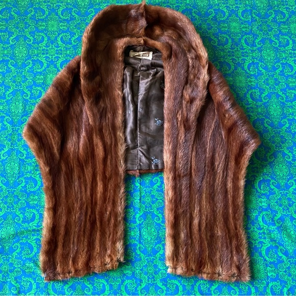 50’s Red-as-a-Fox Mink Stole | Pelta Furs Los Angeles - Picture 3 of 6